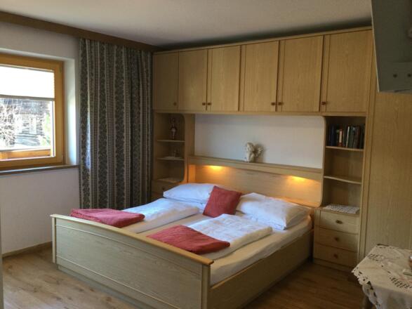1 Zimmer m.Dusche VT.Blakn