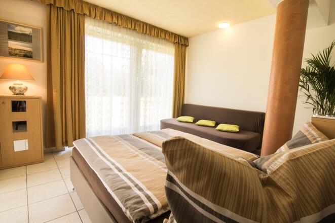 Schlafzimmer Wohnung Untergeschoß