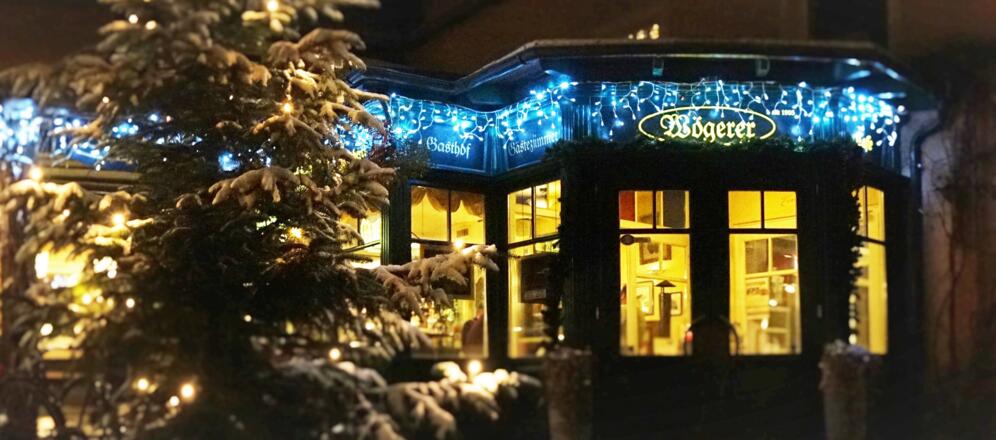 WÖGERERs Eingangsbereich im Winter