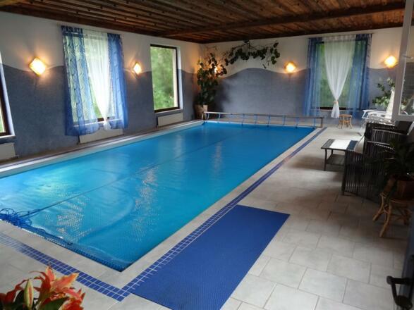 Appartmenthaus-Pool