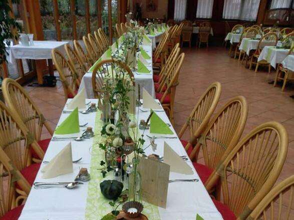 Gedeckter Tisch