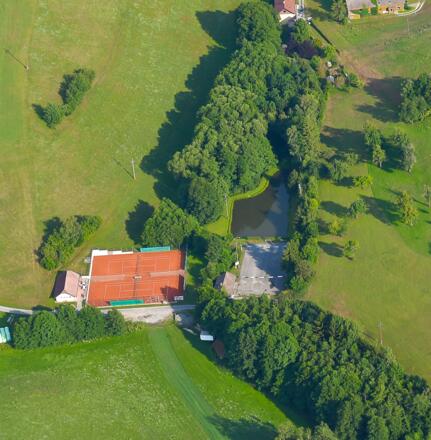 2019 07 15  (543)  Niederkappel Tennisplatz Asphaltanlage