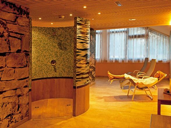 betten-familienzimmer-jufa-hotel-almtal-large-fens