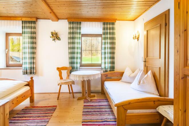 Schlafzimmer 2