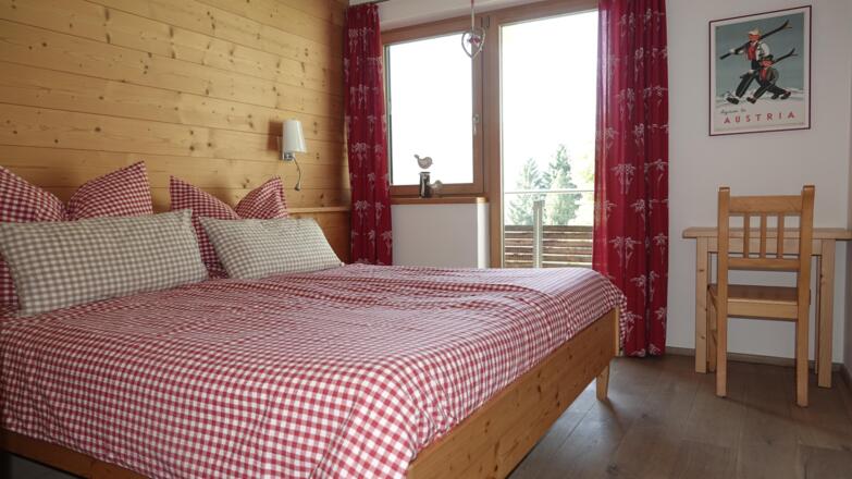 Smaragd - Schlafzimmer 2