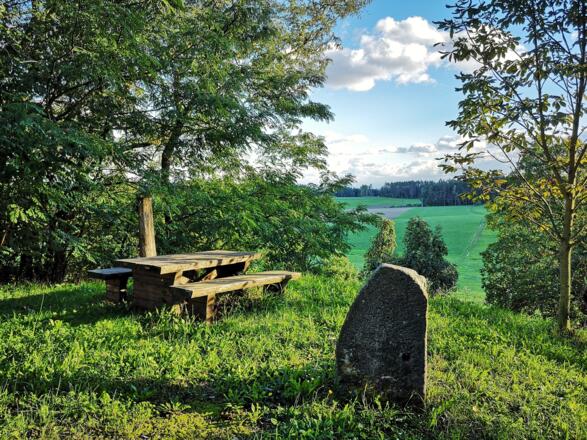 Rastplatz beim Kreuzweg in Heinberg