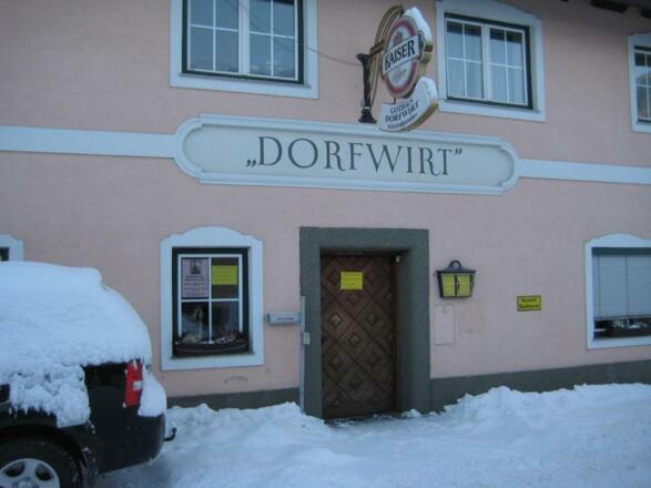 Dorfwirt Winter vorne