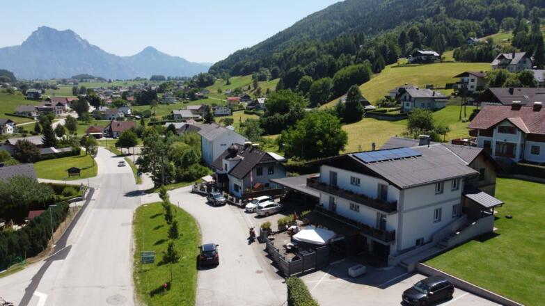 von oben, Richtung Höllengebirge