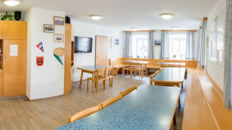 Haus Sommer von der Seite