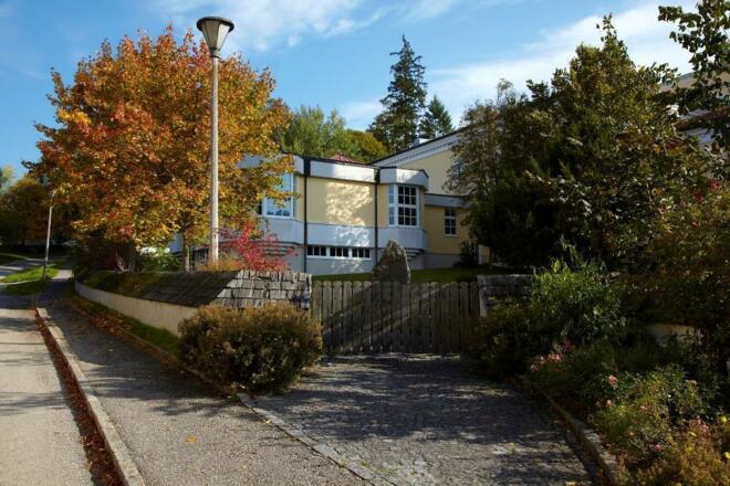 Seminarzentrum im Herbst