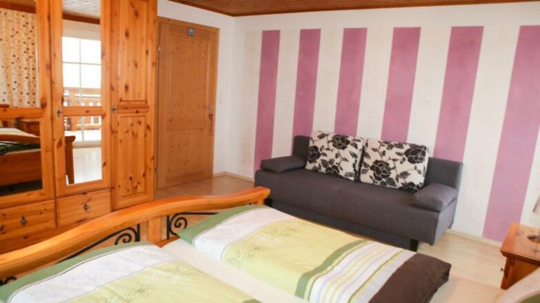 Balkon mit wunderschönem Ausblick in die Berglandschaft