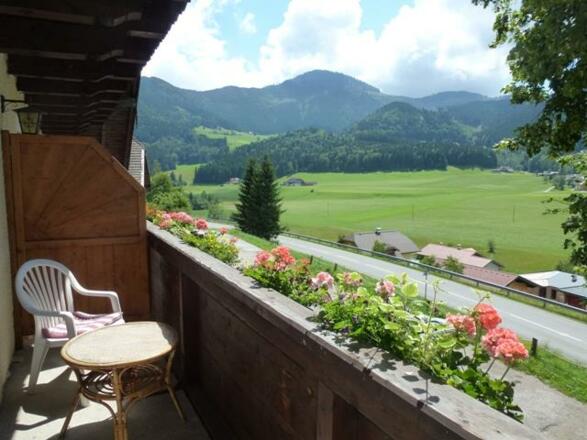 Gaststube im Gasthof Steinbräu