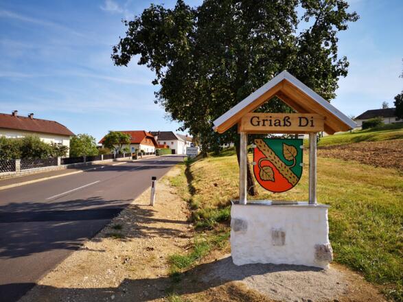 Ortseinfahrt Alberndorf