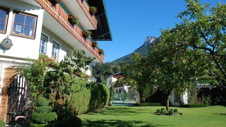 Aussenansicht im Sommer