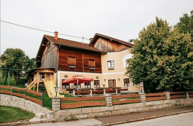 Meraner Kutsscherstadl Außenansicht