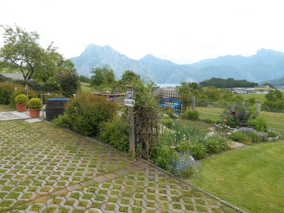 Aussicht mit Gemüsegarten