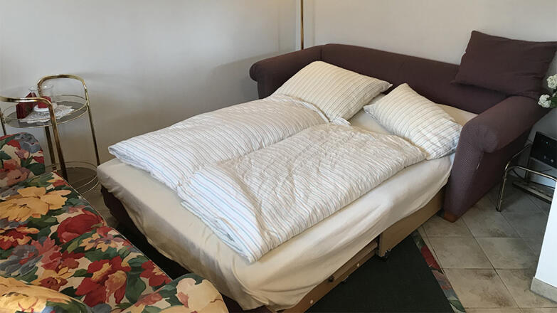 Schlafcouch im Wohnzimmer