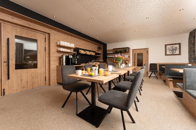 Sonnenheim.Soelden.Full.Resolution-42