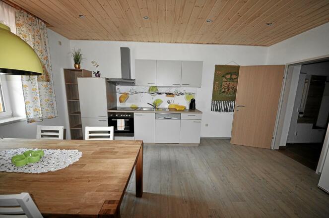 Küche und Essbereich