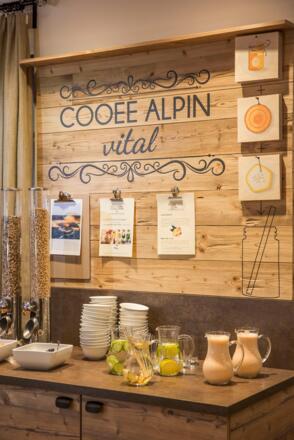 COOEE alpin Hotel Dachstein Frühstück
