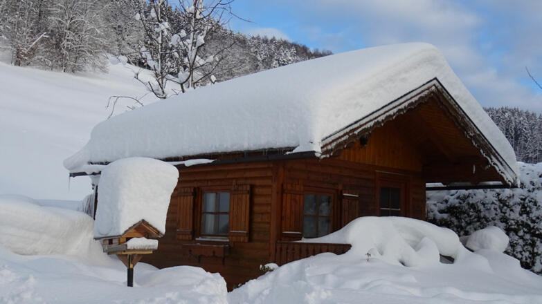Gartenhuette im Winter