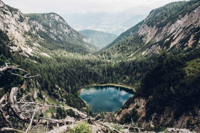 Blick auf einen der vielen Seen rund um den Dachstein