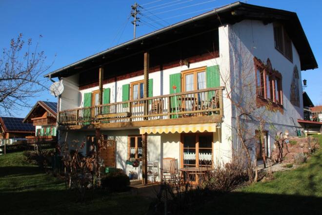 Ferienwohnung "Beim Holzschnitzer"