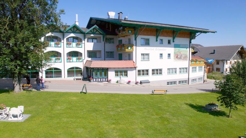Voralpenhotel Schmoller Berg im Attergau