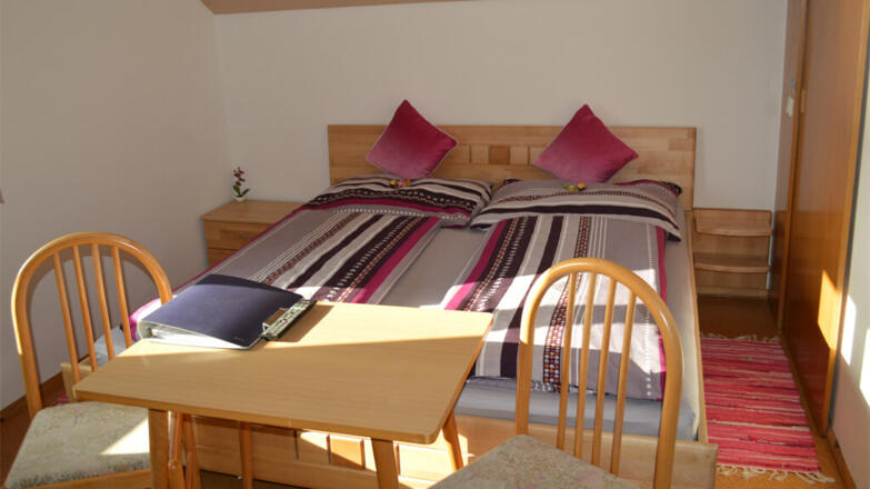 dz-5-doppelbett-viehboeck