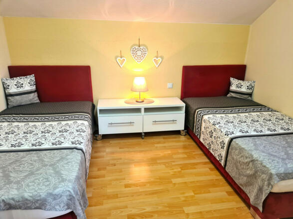 2022_Twin_Bett_Kinderzimmer_FEWO_Loindl