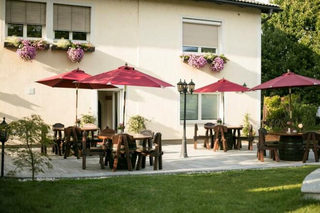 Terrasse Pension Knoll **** Schörfling am Attersee