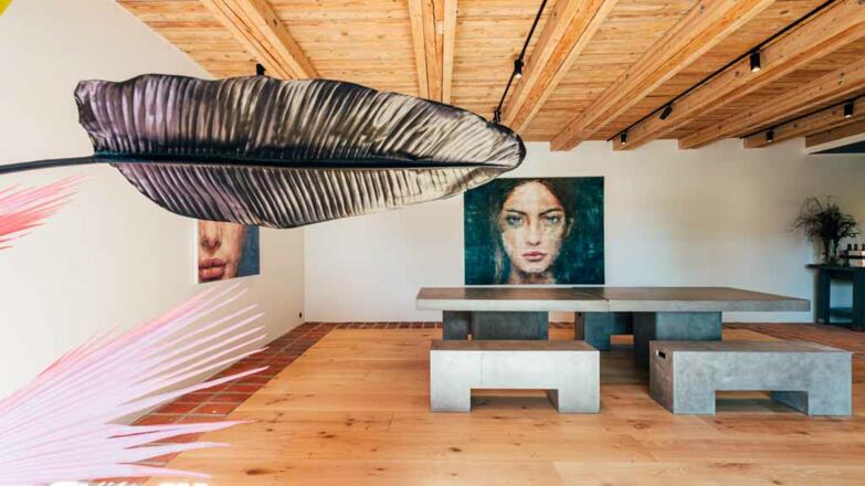 KATE &amp; KON interior art