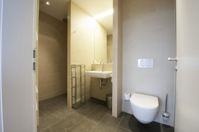Hotel Aichinger, Suite im Landhaus - Badezimmer