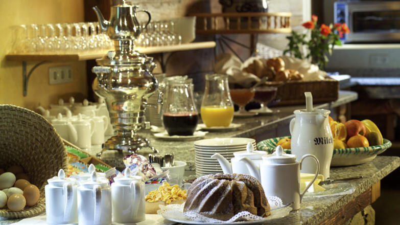 Fruehstuecksbueffet Hotel Ragginger Nußdorf am Attersee