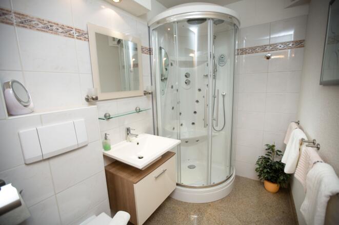 Fewo 2 de luxe Wellness - Pension Knoll **** Schörfling am Attersee