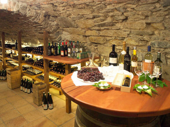 Weinkeller im Hotel Landgasthof Ragginger**** in Nußdorf am Attersee