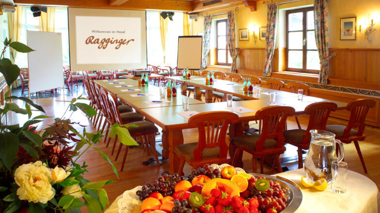 Seminarraum Sonnensaal Hotel Ragginger Nußdorf am Attersee
