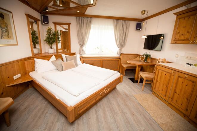 Fewo 3 de luxe - Pension Knoll **** Schörfling am Attersee