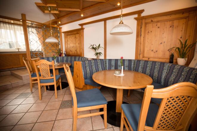 Frühstücksraum Pension Knoll **** Schörfling am Attersee