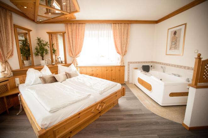 Fewo 2 de luxe Wellness - Pension Knoll **** Schörfling am Attersee