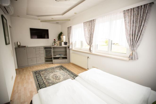 Fewo 1 de luxe mit Balkon - Pension Knoll **** Schörfling am Attersee