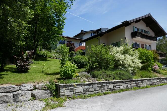 Haus und Gartenansicht