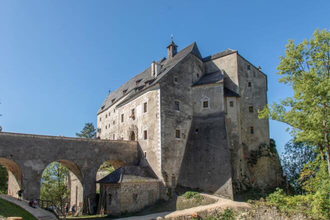 Burg Altpernstein