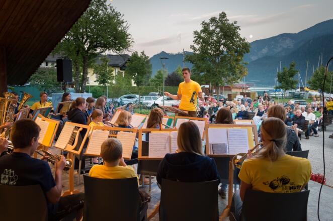 Strandkonzert Trachtenmusikkapelle Unterach