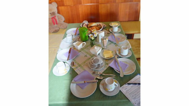 fruehstueckstisch-viehboeck