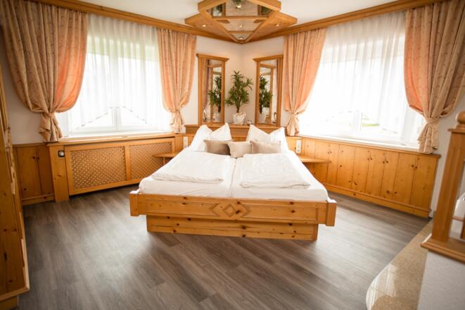 Fewo 2 de luxe Wellness - Pension Knoll **** Schörfling am Attersee
