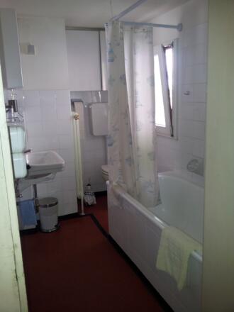Bad der Ferienwohnung Wakolbinger-Wieder