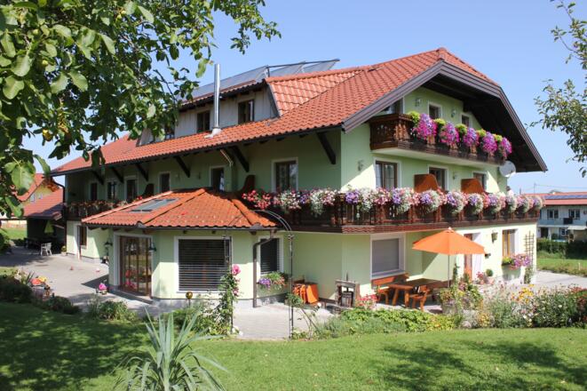 Frühstückspension Holzapfel St. Georgen