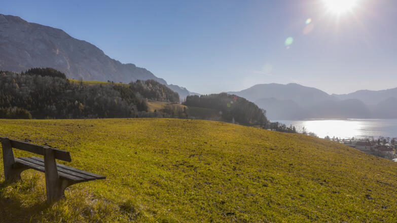 Bankerl im Paradies Mostschenke Grablerhof Familie Holzinger Steinbach am Attersee