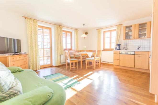 Huhn am Bauernhof Weslhof